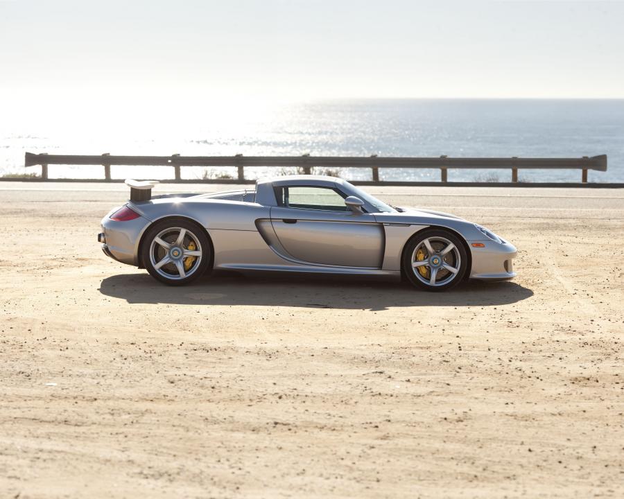  Porsche Carrera GT 2004 года  (фото 60 из 77)
